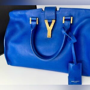 A Condition Saint Laurent Classic Cabas Y-Ligne Leather 2-way satchel (YSL)